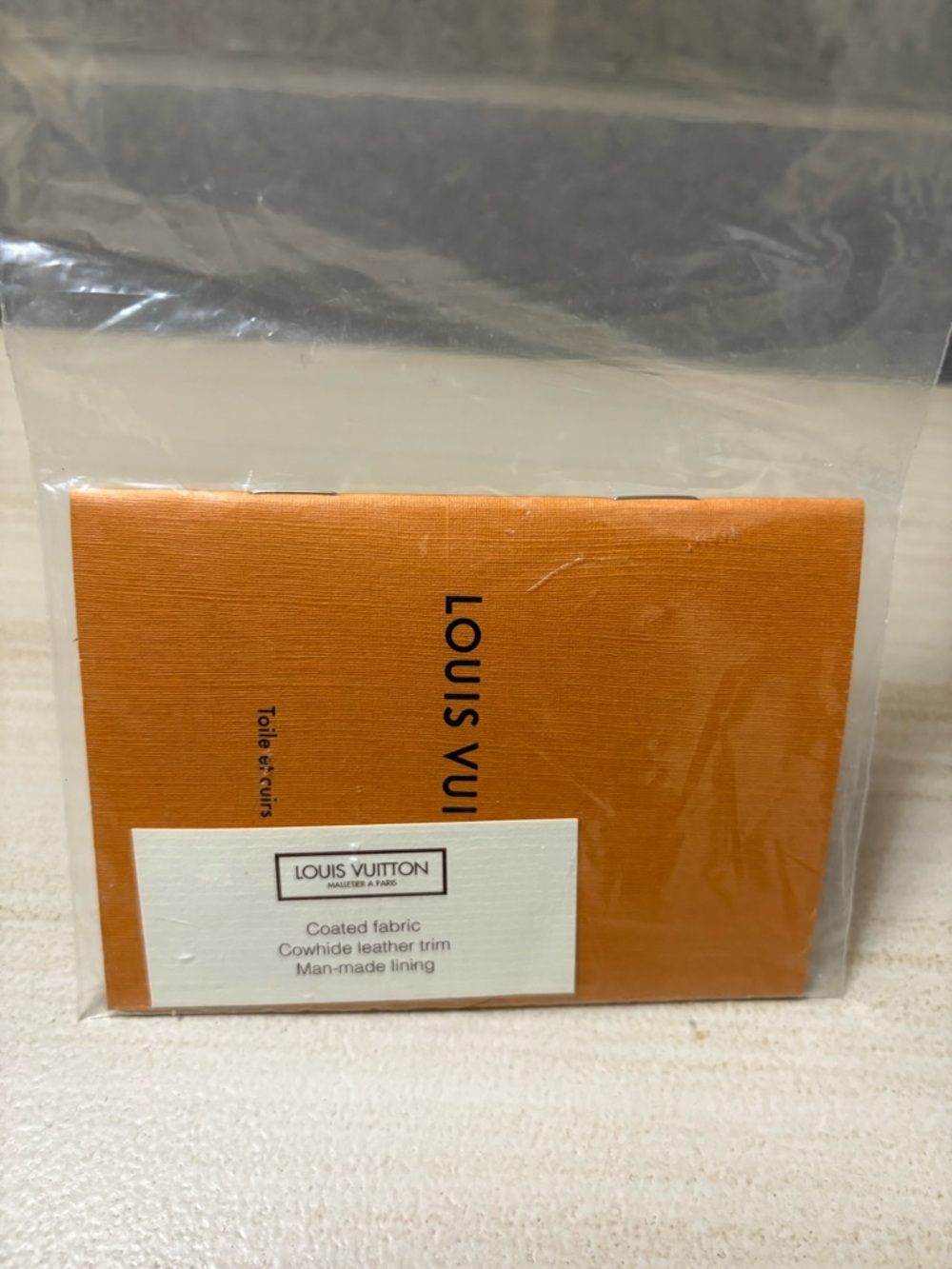 Louis Vuitton Brown Monogram Drawstring Bucket Bag w/ Black Strap Authenticated - Picture 9 of 10